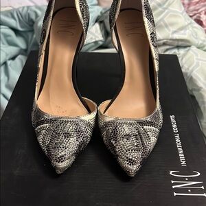 INC International Concepts D’orsay pumps Benjamin Franklin bling size 6 1/2